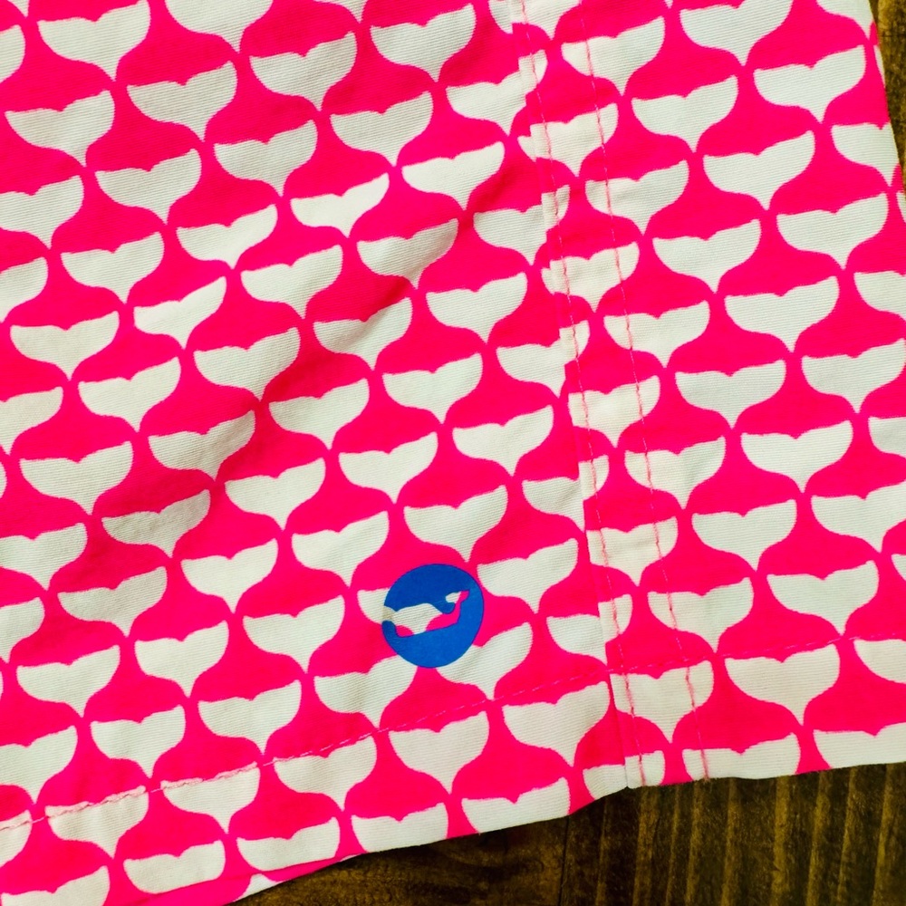 Vineyard Vines Pink Whale‎ Print Performance Shorts - Picture 4 of 4